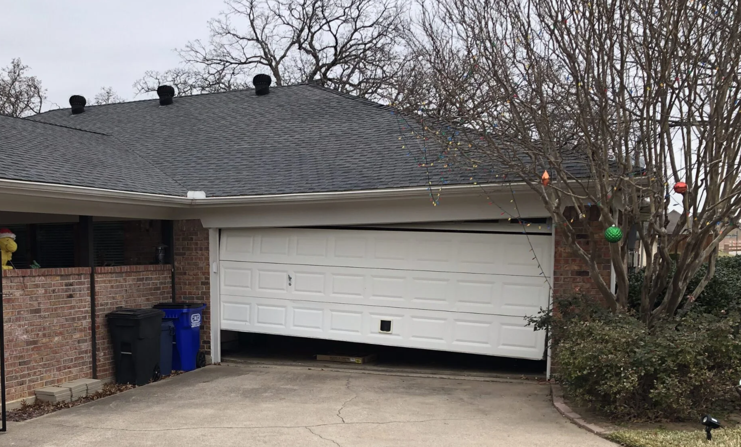 Off-Track Garage Door Roller Repair Sunbury OH